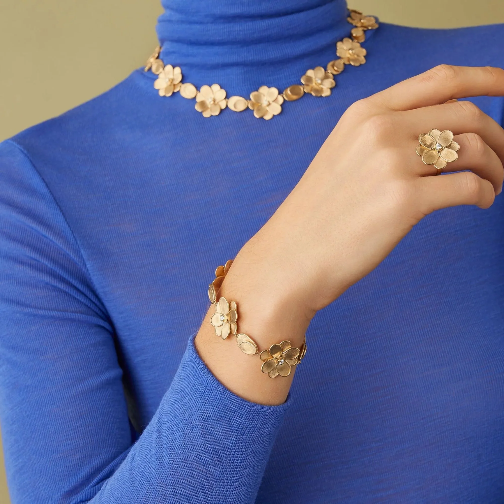 Petali Collection Diamond Flower Ring - Image 2