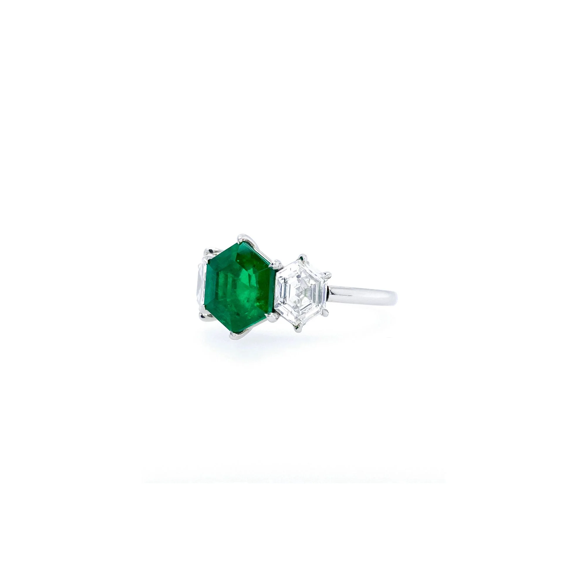Colombian Emerald & Diamond Three Stone Ring - Image 2