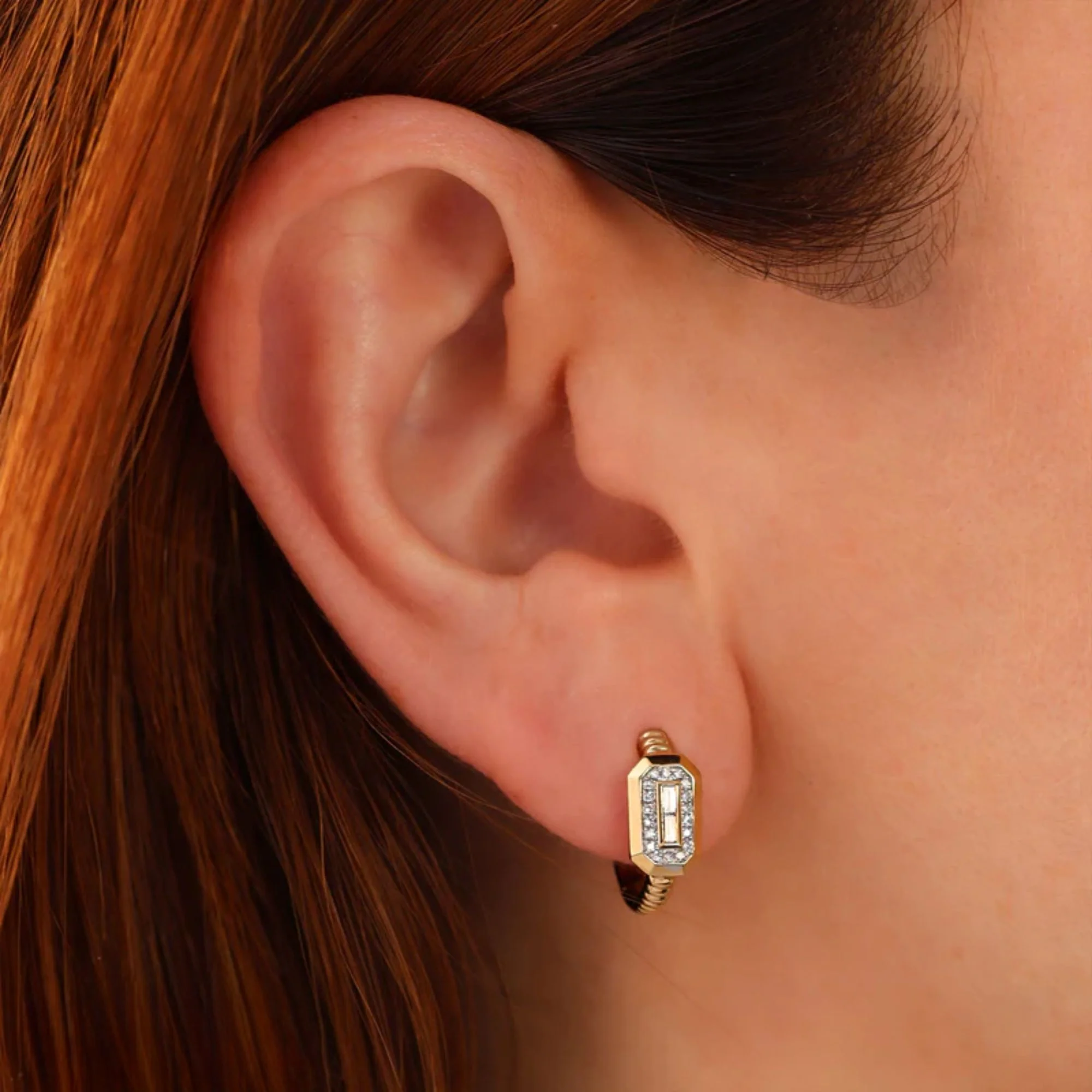 Diamond Baguette Ribbed Hoop Earrings - Image 2