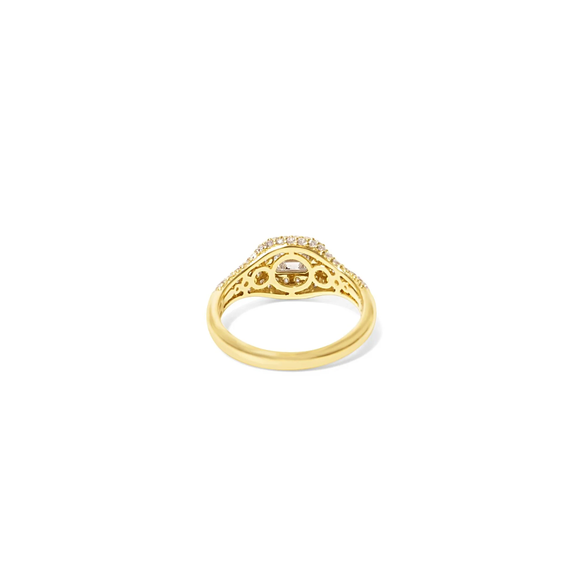 Emerald-Cut Pavé Diamond Signet Ring - Image 4