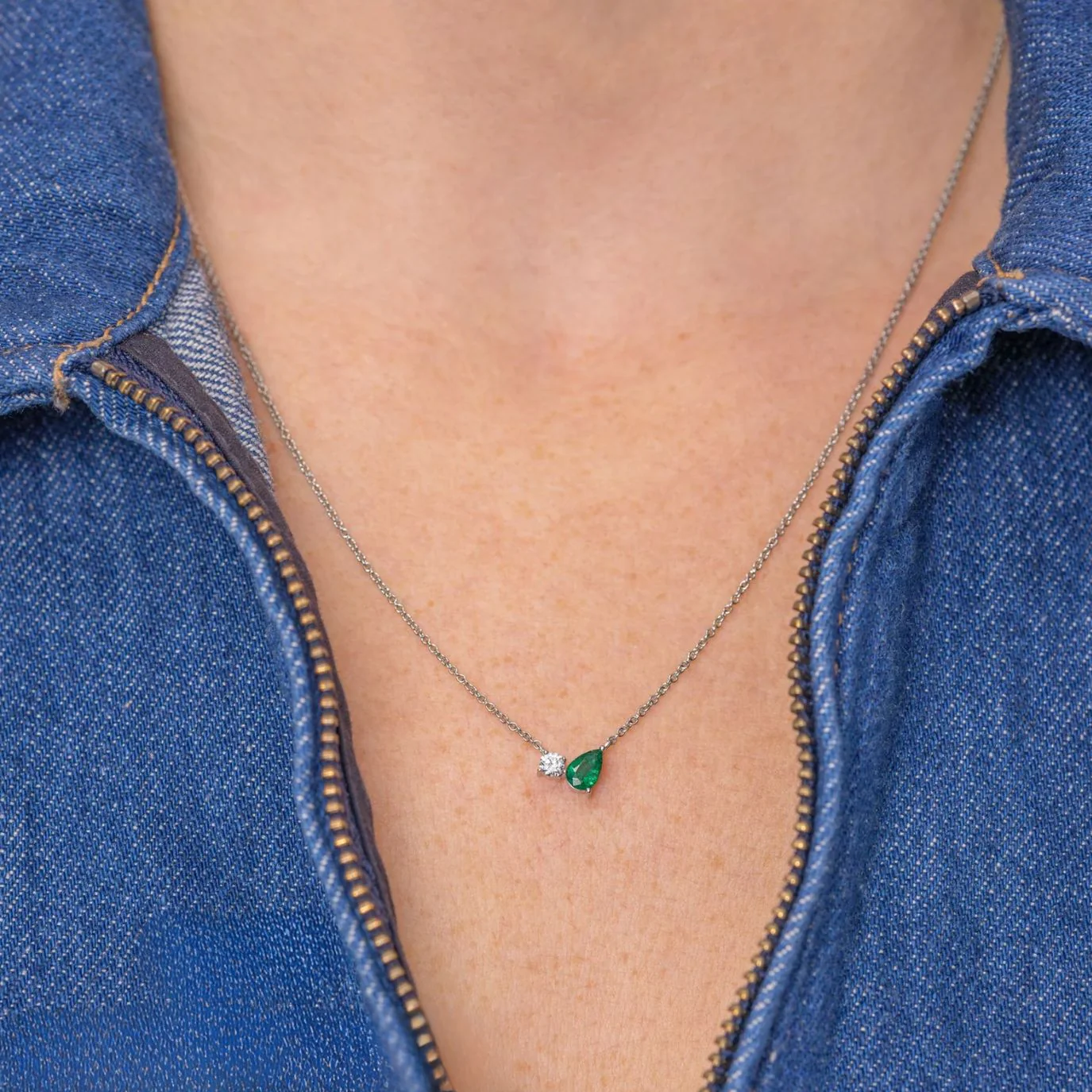Emerald & Diamond Toi et Moi Necklace - Image 2