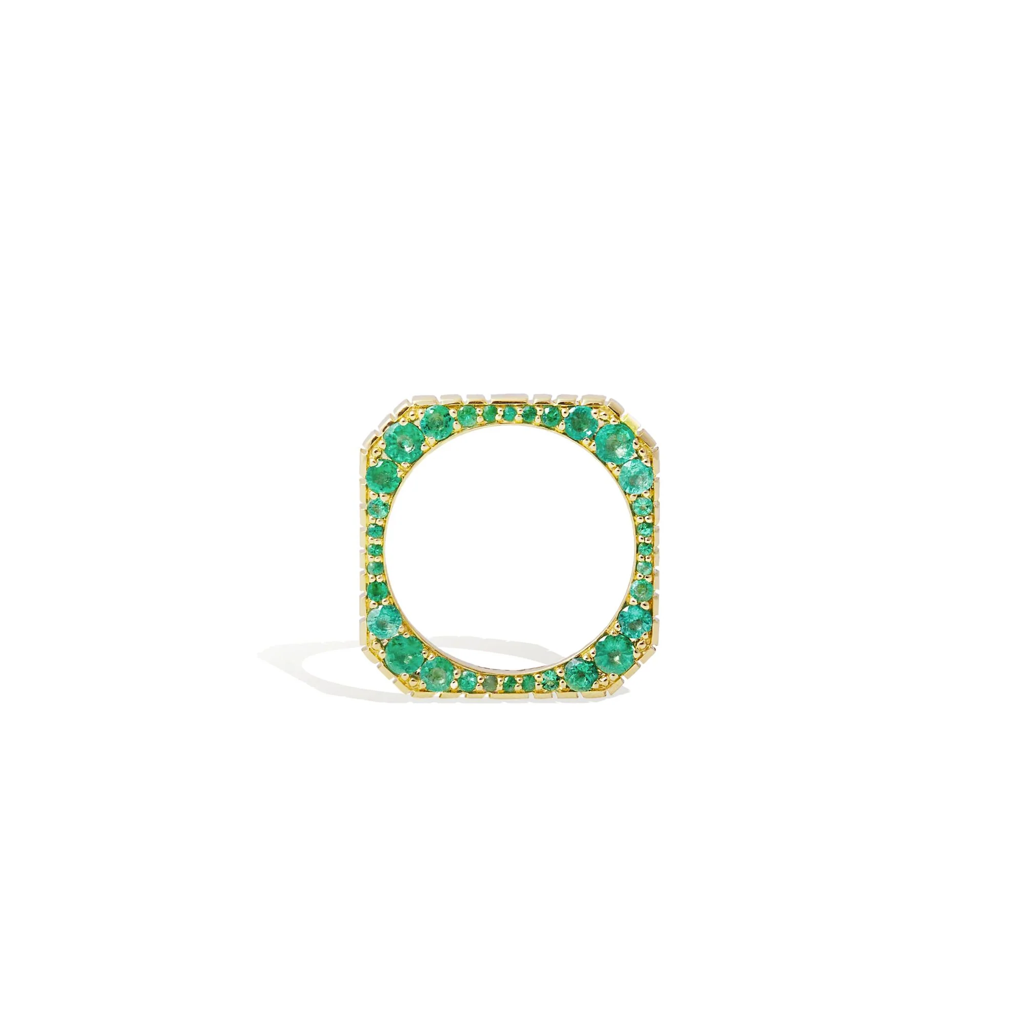 Emerald Spark Side Stone Etched Ring - Image 3