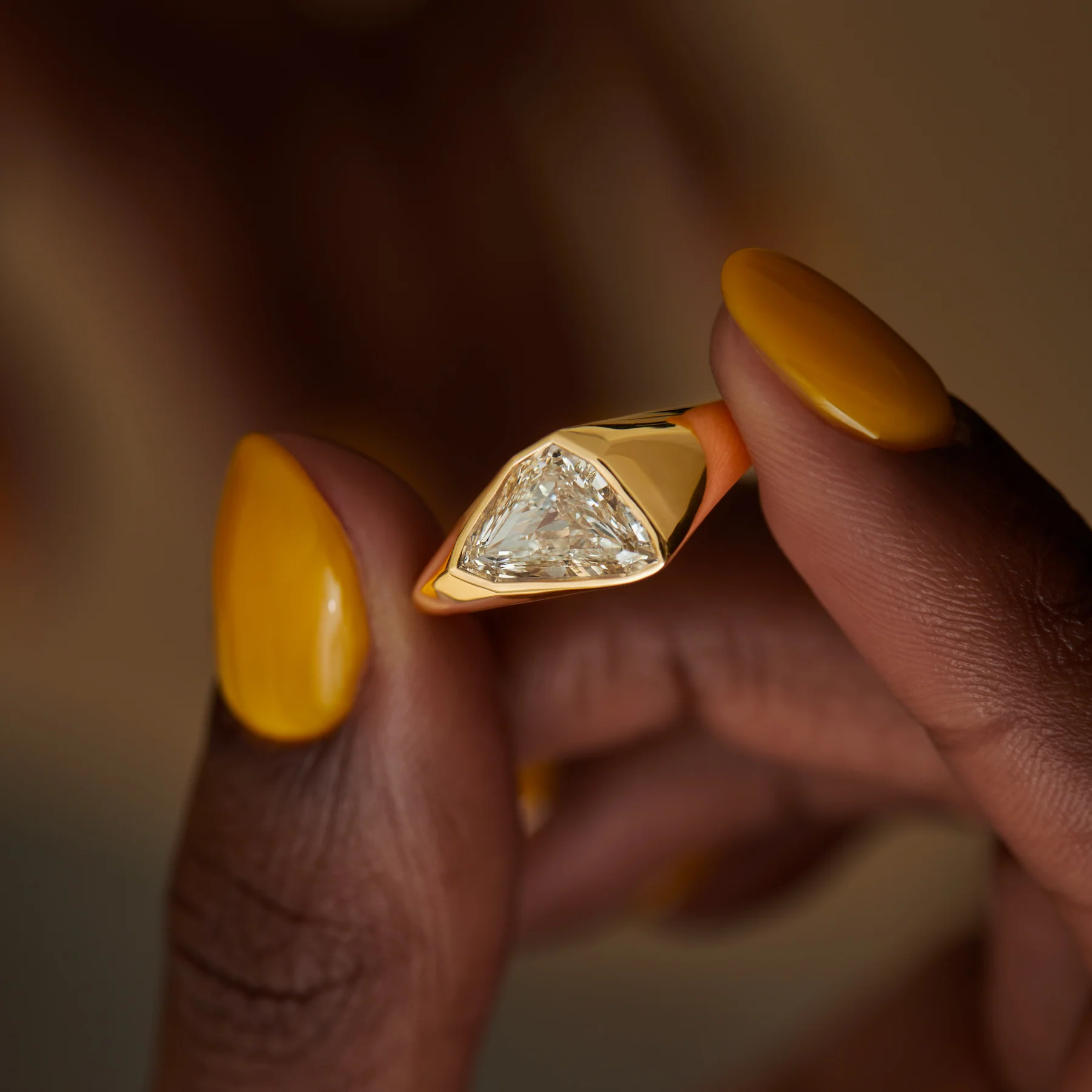 Floe Unisex Diamond Engagement Ring - Image 6