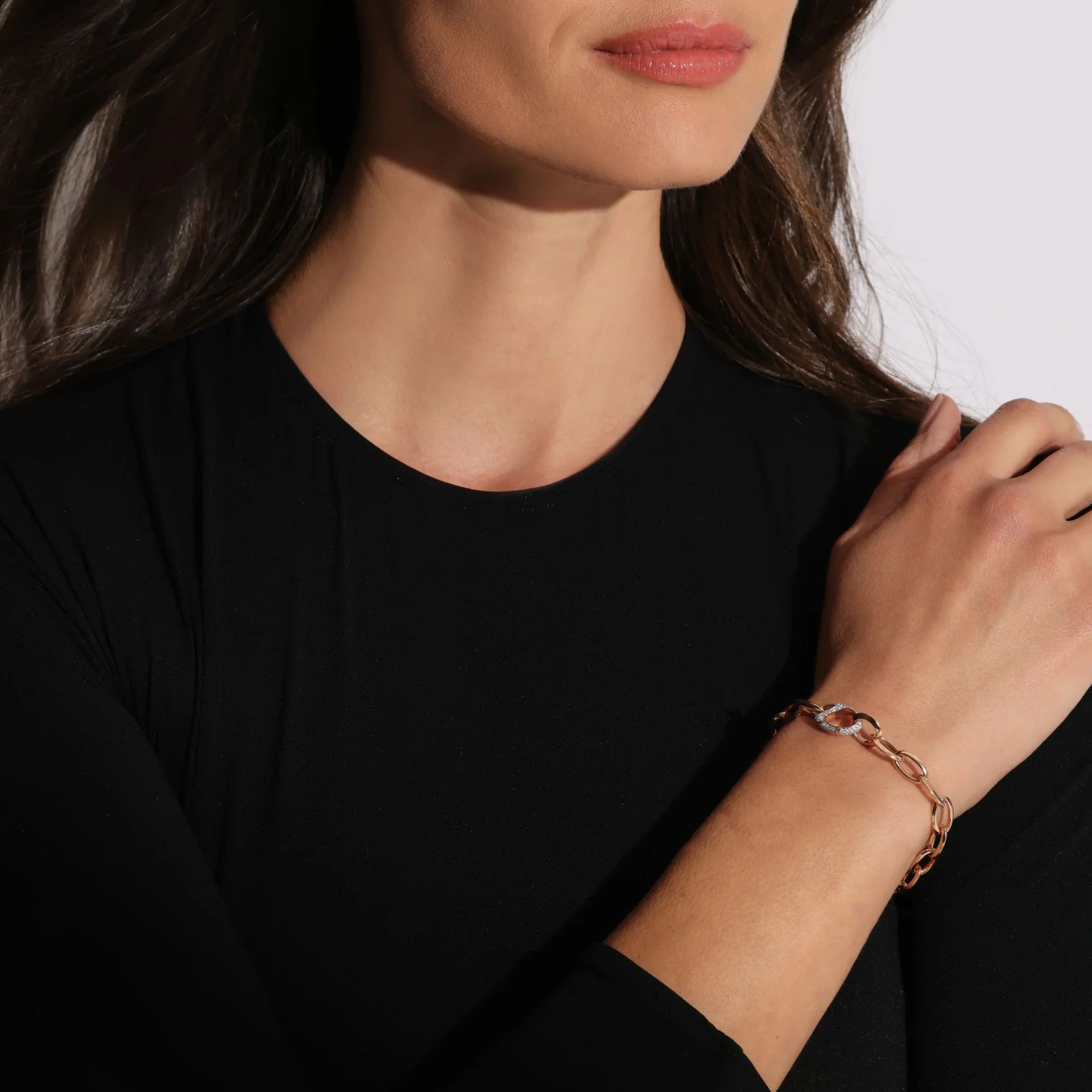 Garnett Chain Link Bracelet With Diamond Oval Clasp - Image 2
