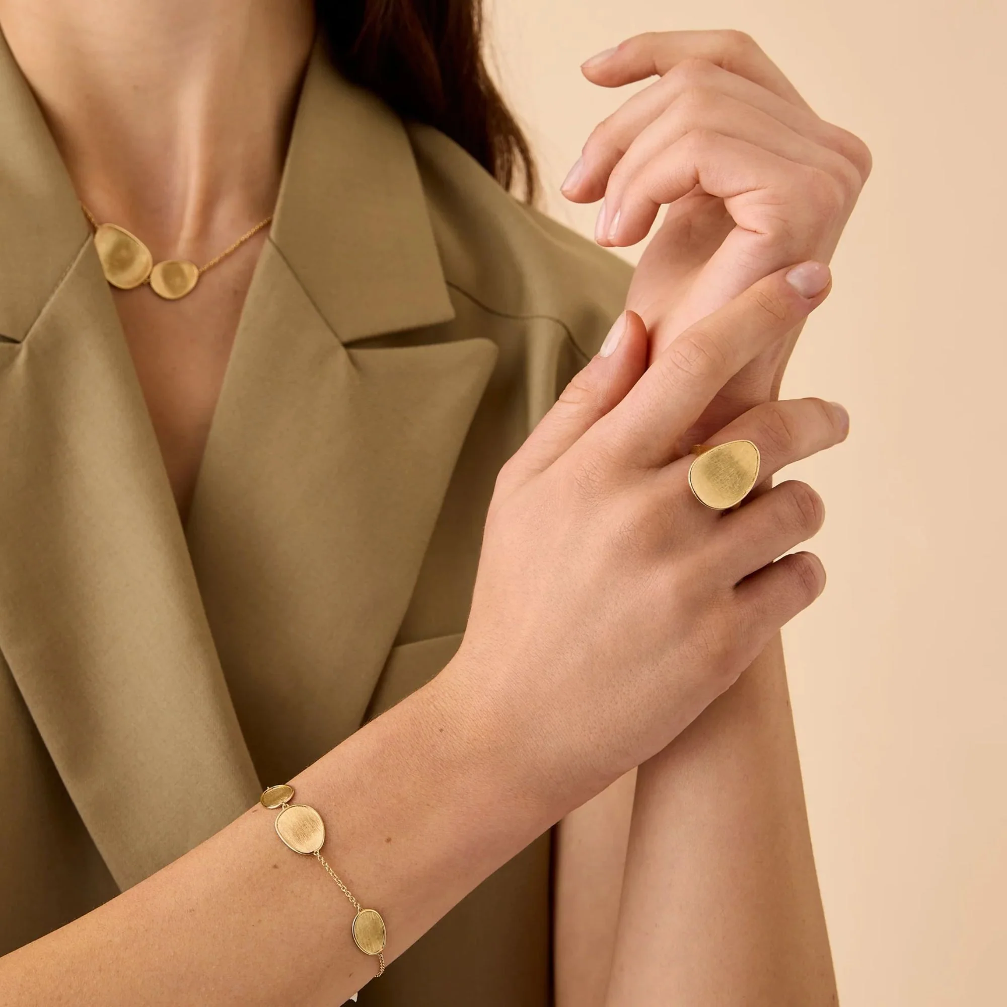 Lunaria Collection Engravable Cocktail Ring - Image 2