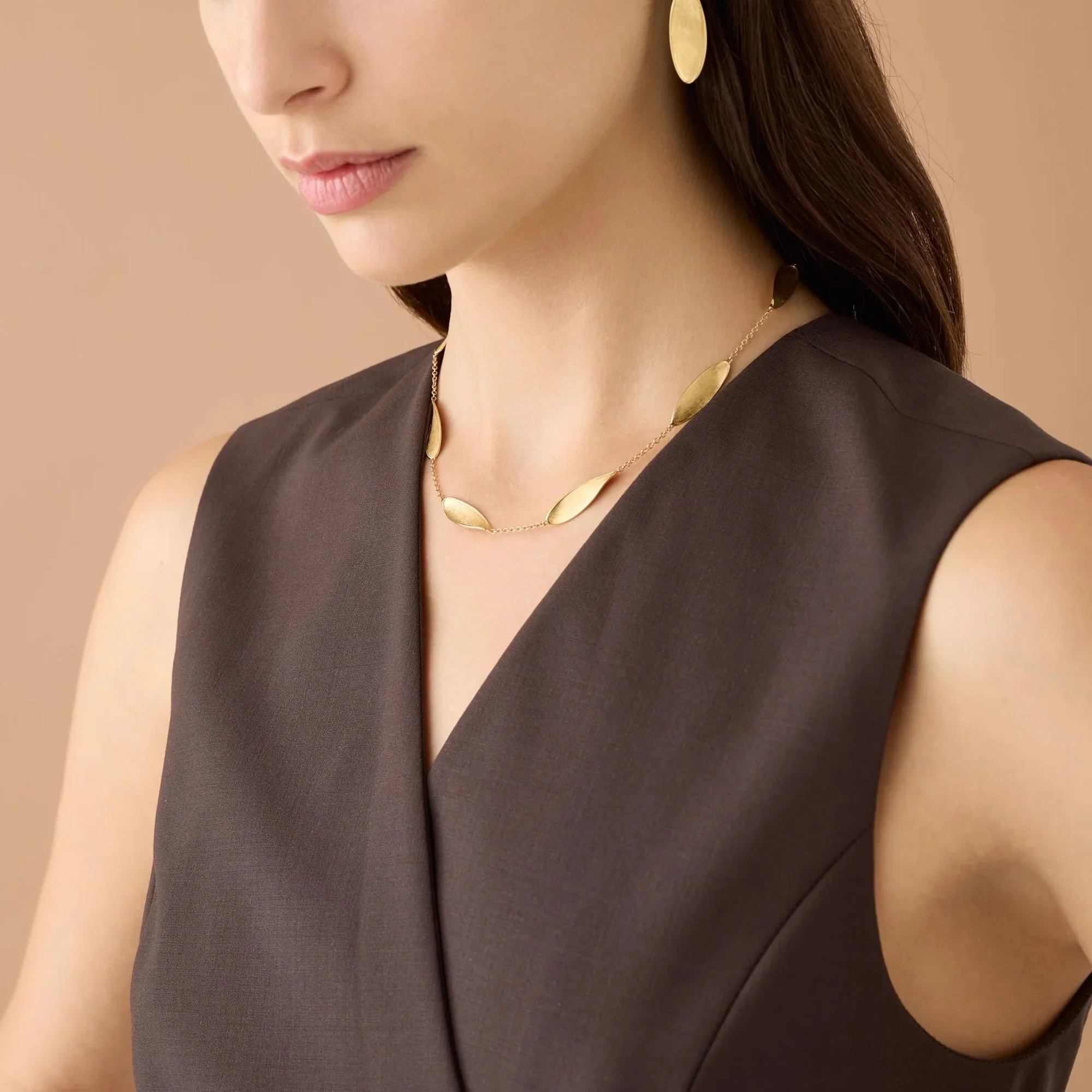 Lunaria Collection Short Twist Station Necklace - Image 2