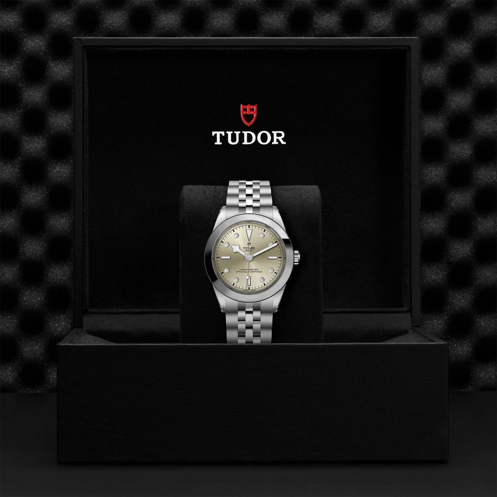 TUDOR Black Bay One 39 - Image 4