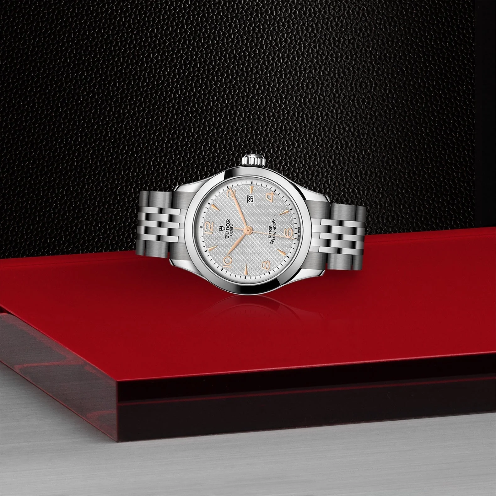 TUDOR 1926 - Image 3