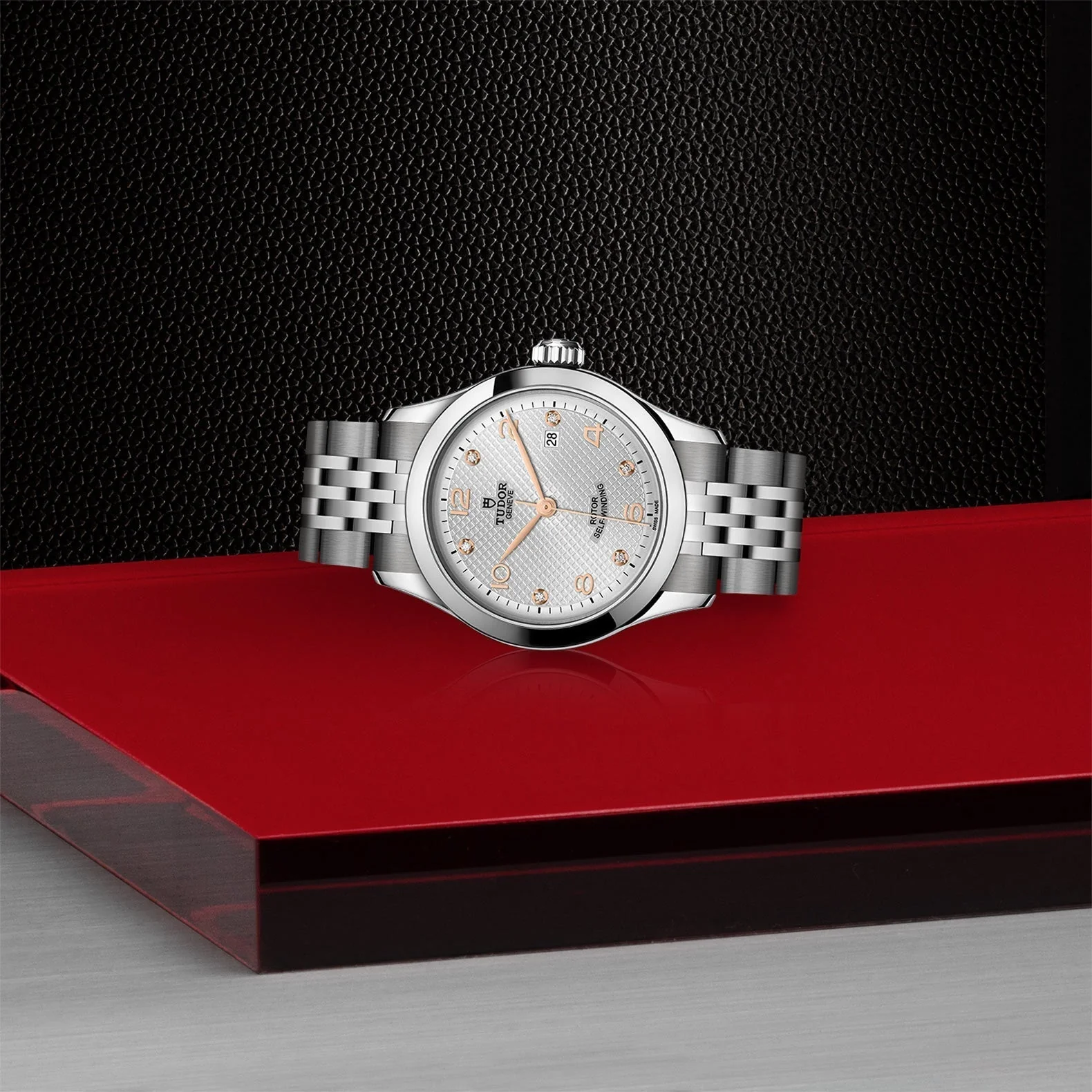 TUDOR 1926 - Image 3