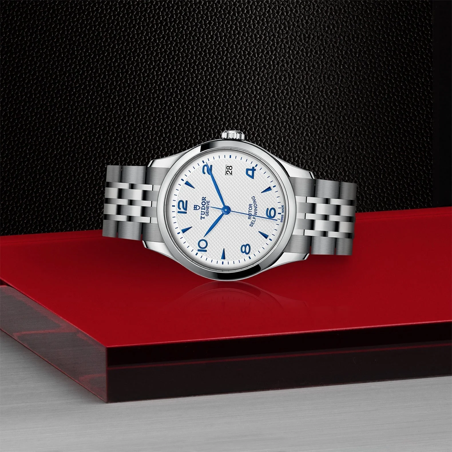TUDOR 1926 - Image 3