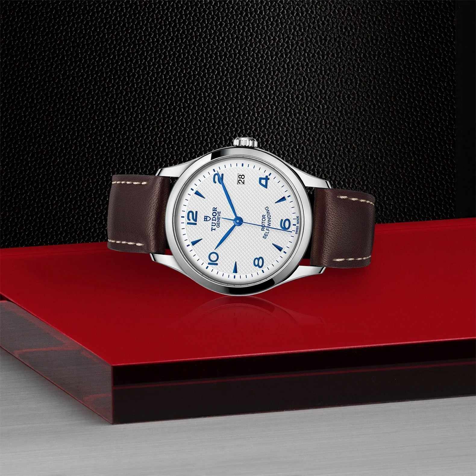 TUDOR 1926 - Image 3