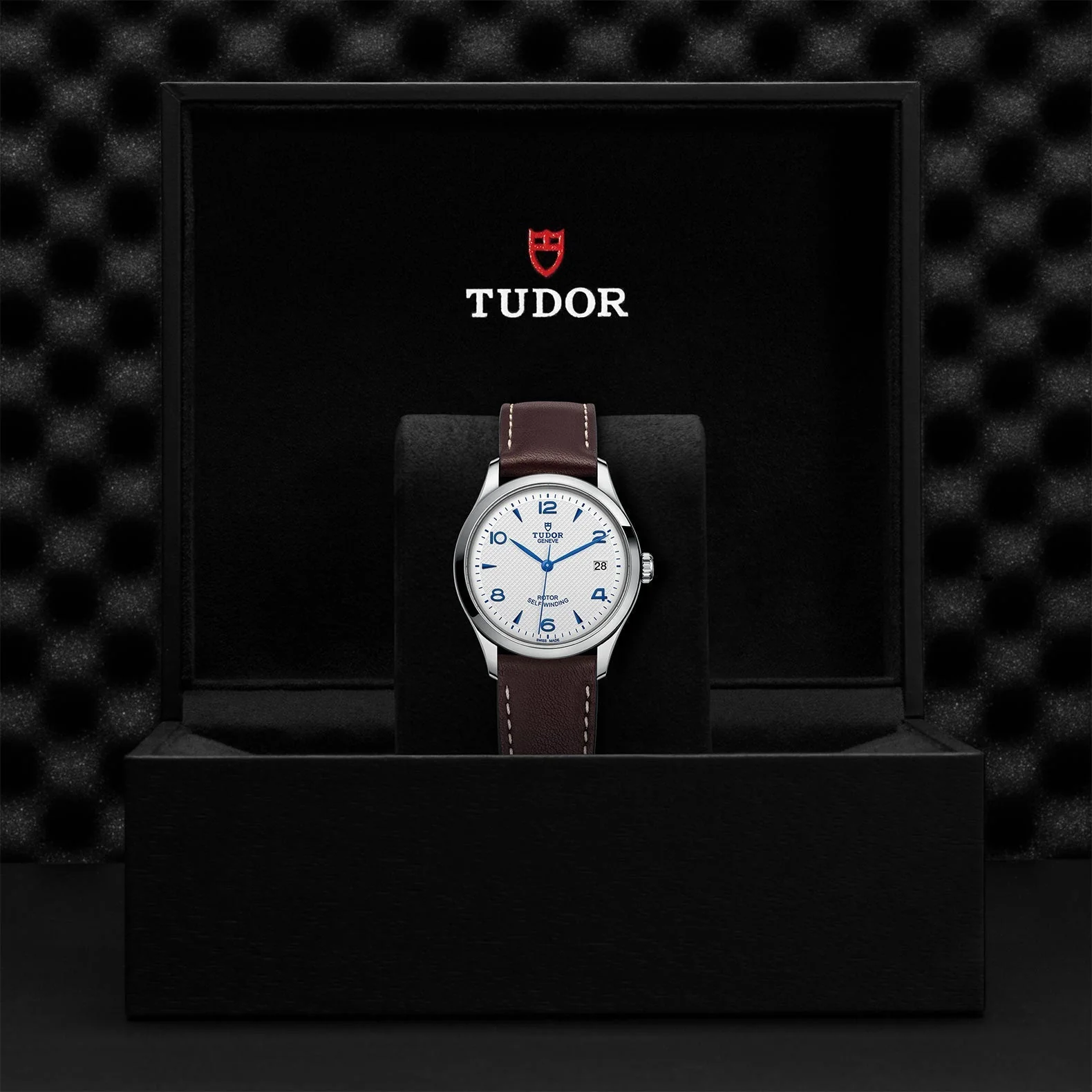 TUDOR 1926 - Image 4