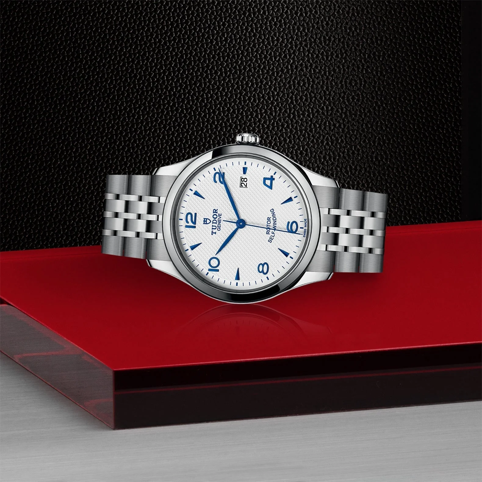 TUDOR 1926 - Image 3