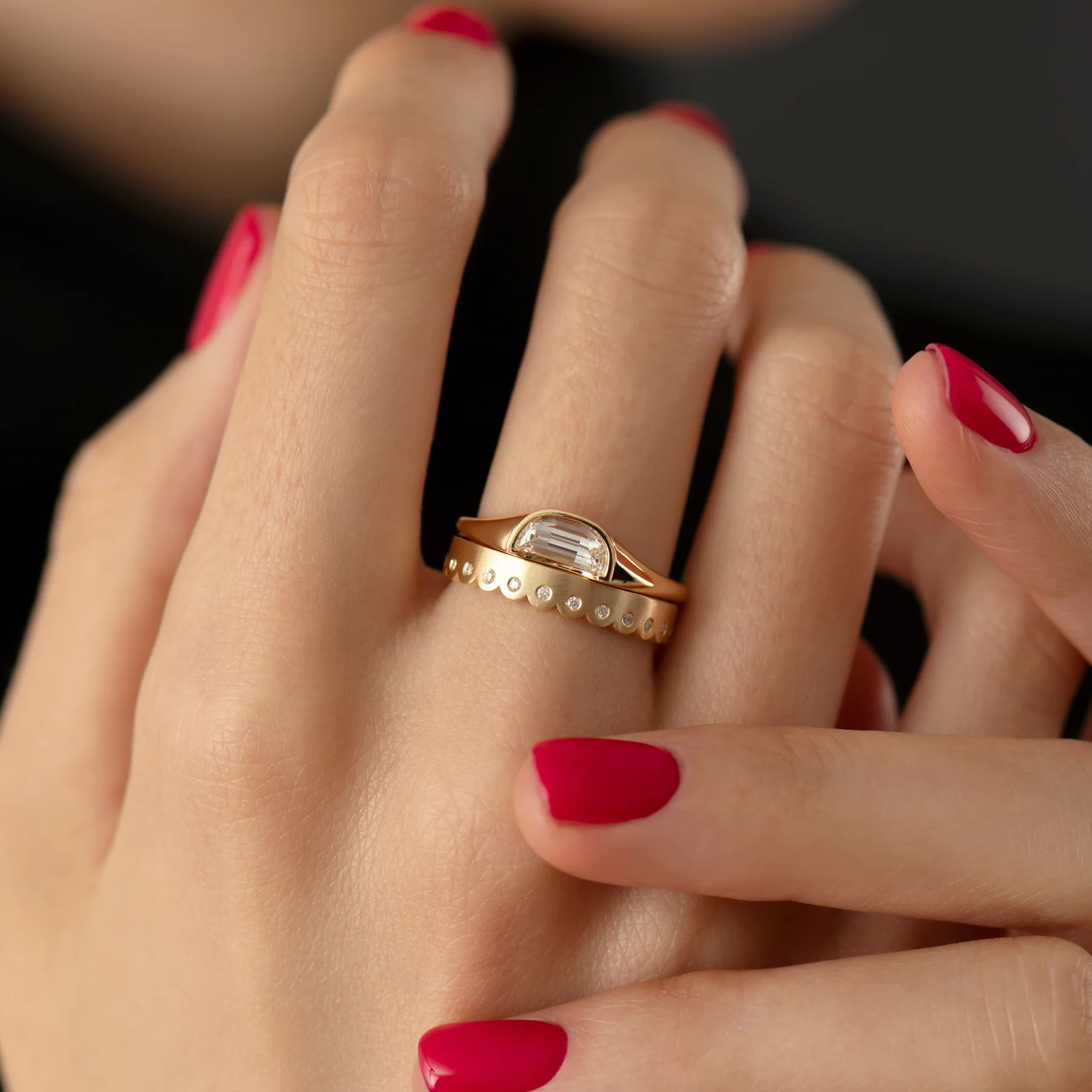 Matte Gold Scalloped Diamond Eternity Ring - Image 4