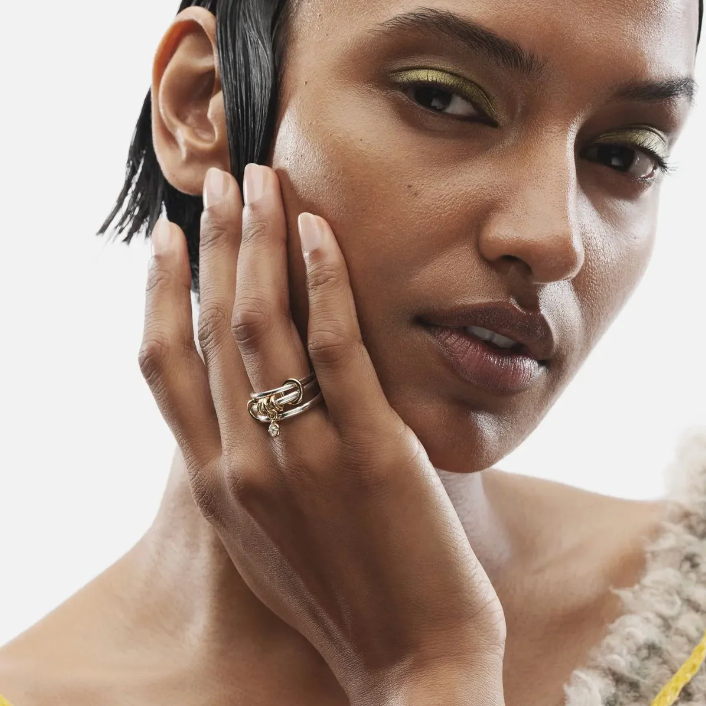 Piera Mixed Metal Linked Diamond Drop Ring - Image 2