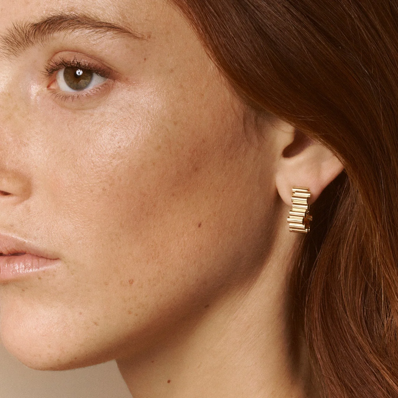 Small Edge Hoop Earrings - Image 3